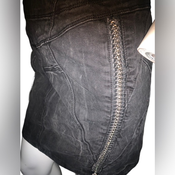 Pre loved Blank NYC Embellished Denim boho Skirt - - Picture 3 of 14